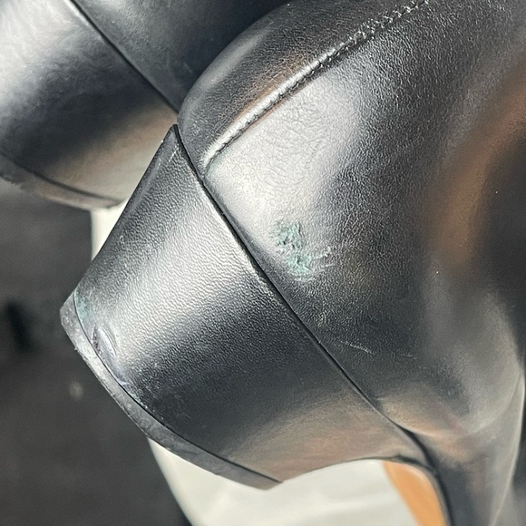 Vintage Preloved Classic Salvatore Ferragamo Vara Bow Leather Heel Shoes - Picture 16 of 17